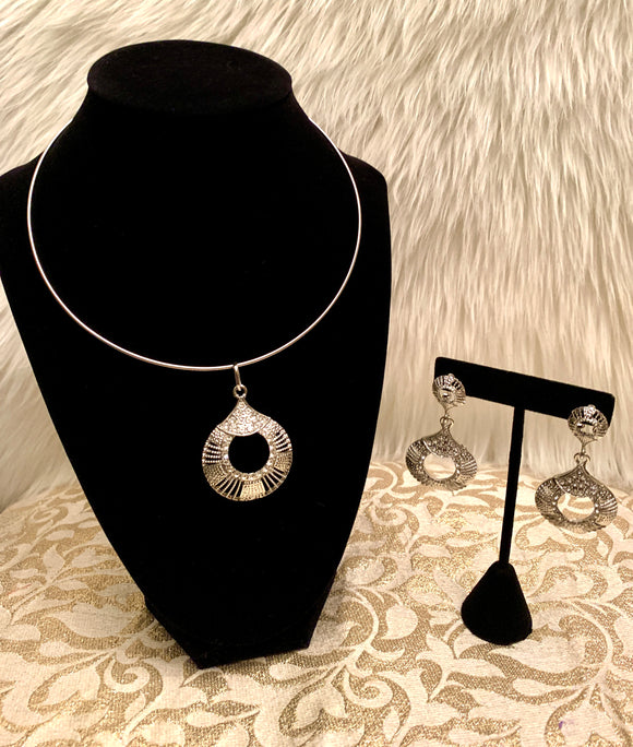 White Gold Layered Earring and Pendant Set
