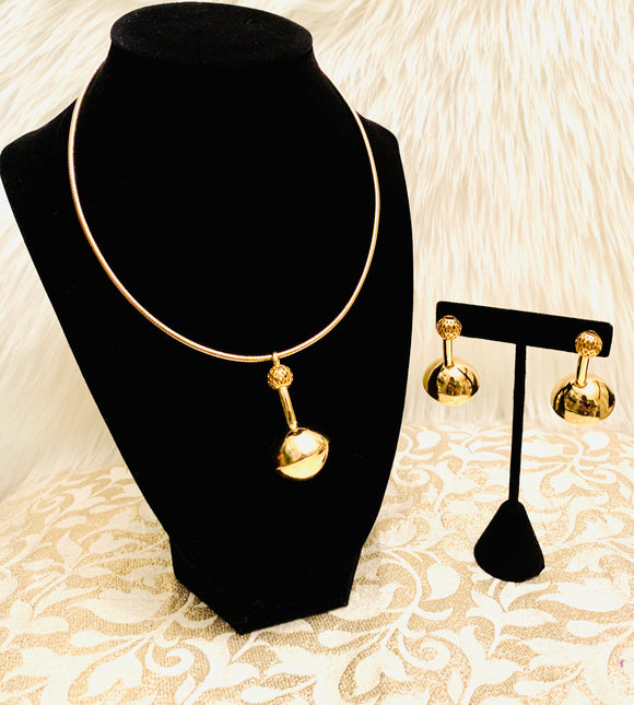 Yellow Gold Layered Earring and Pendant Set